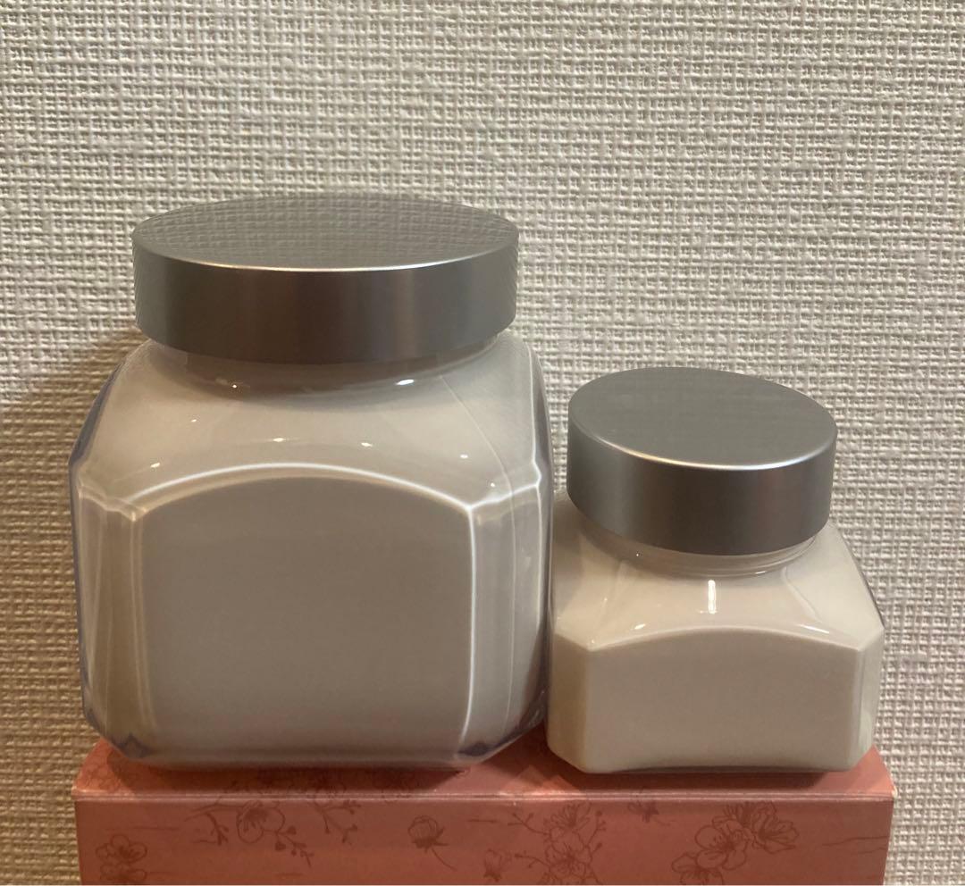 新品　ローラ メルシエ ホイップトボディクリーム アンバーバニラ 特製サイズ2点