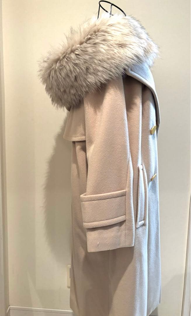 クリーニング済グレースコンチネンタル　ファー付コート