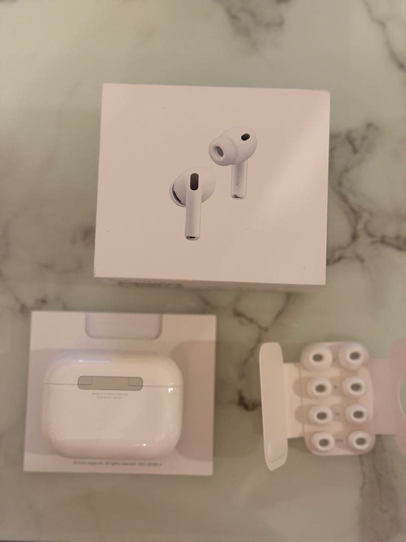 AirPods Pro 3本体 ワイヤレス充電対応箱付き