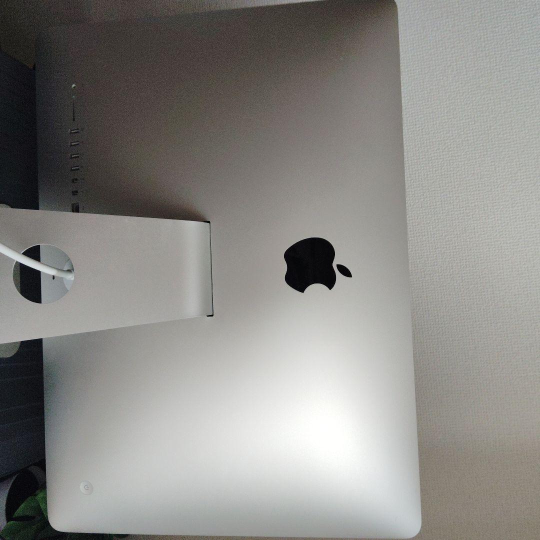 iMac Retina 4K 21.5インチ (Late 2015)