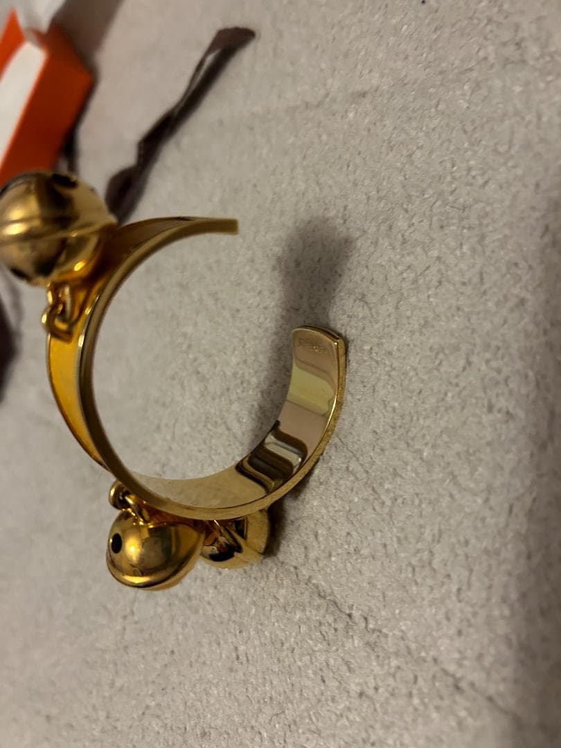 新品未使用　HERMÈS　エルメス　バングル　鈴　箱付き