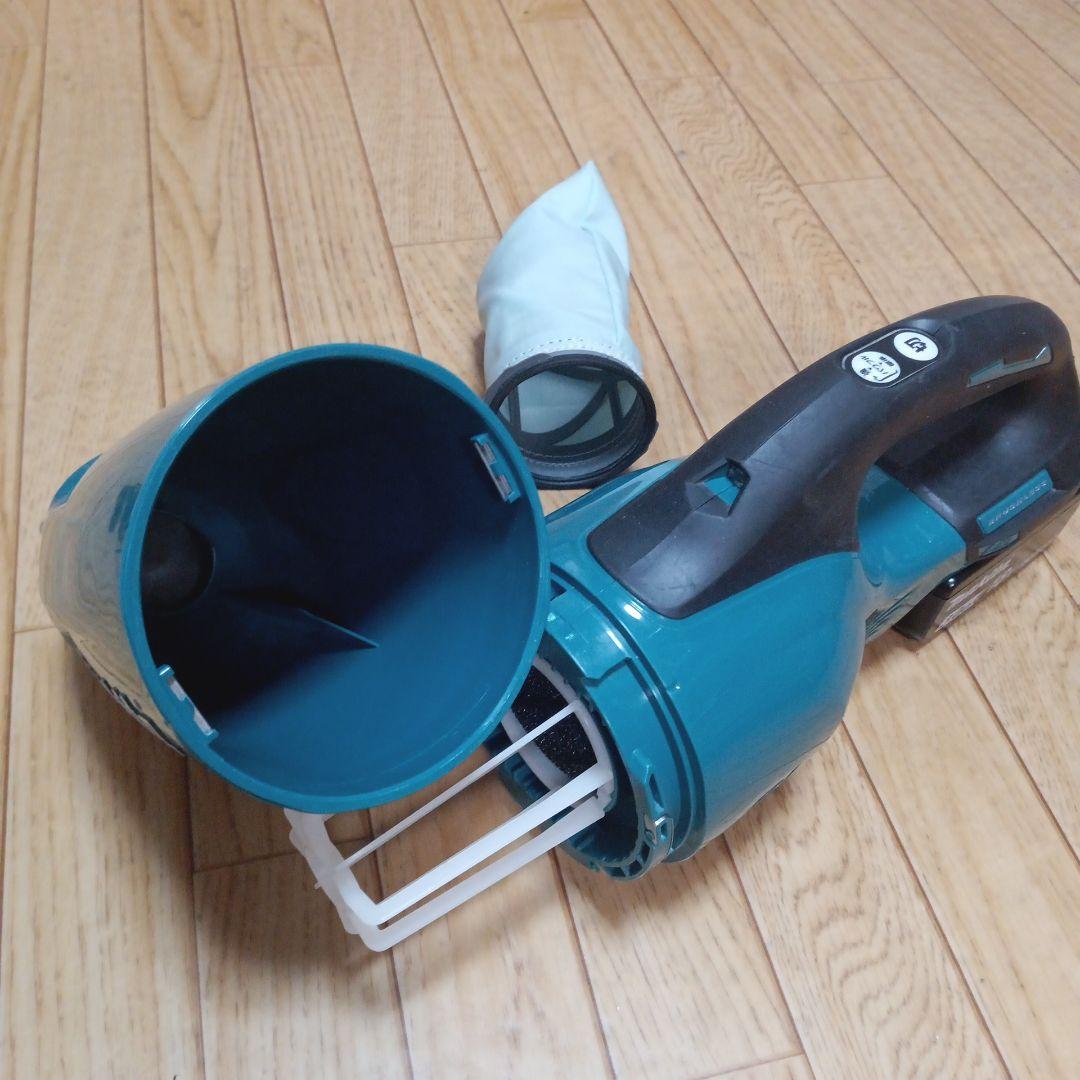 マキタ18V充電式クリーナーCL281FD純正充電器、バッテリー、サイクロン等付