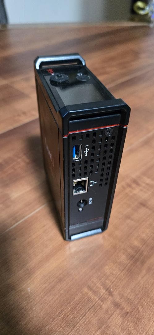 Liveu Solo HD（付属品およびバッテリーパックを含む）