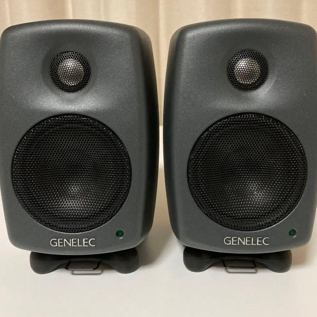 GENELEC 8010A モニタースピーカー　ペア