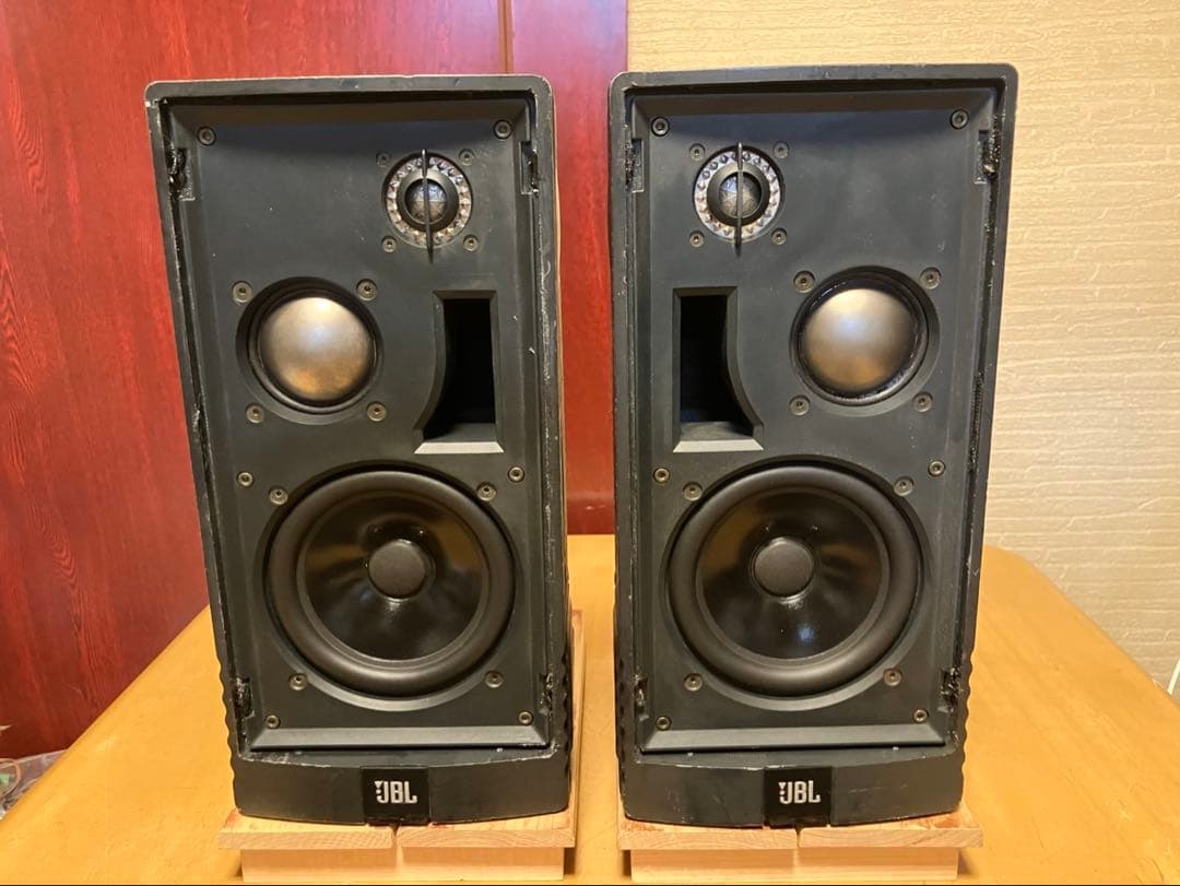 JBL Control Wave (ジェー ビー エル コントロール ウェイブ)