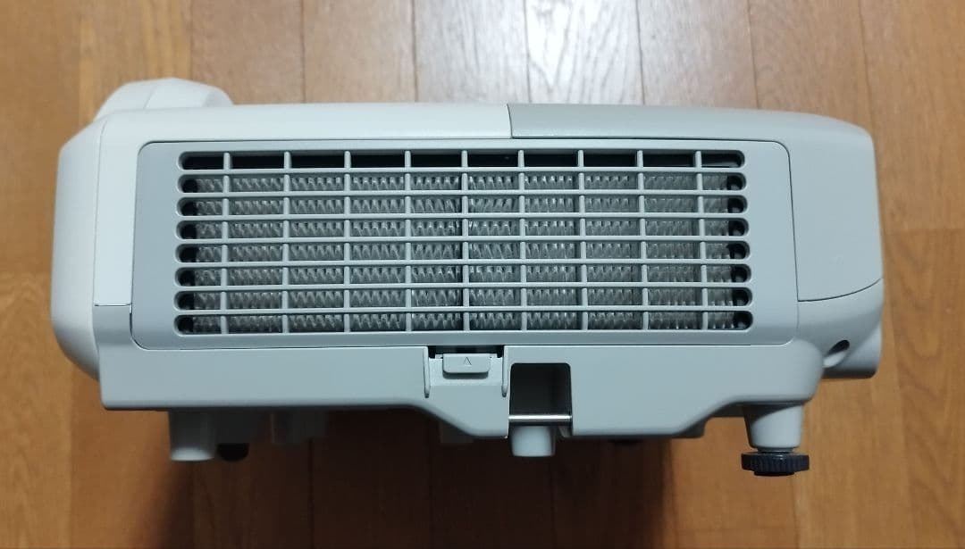 EPSON EB-435W LCD短焦点プロジェクター リモコン付きです。