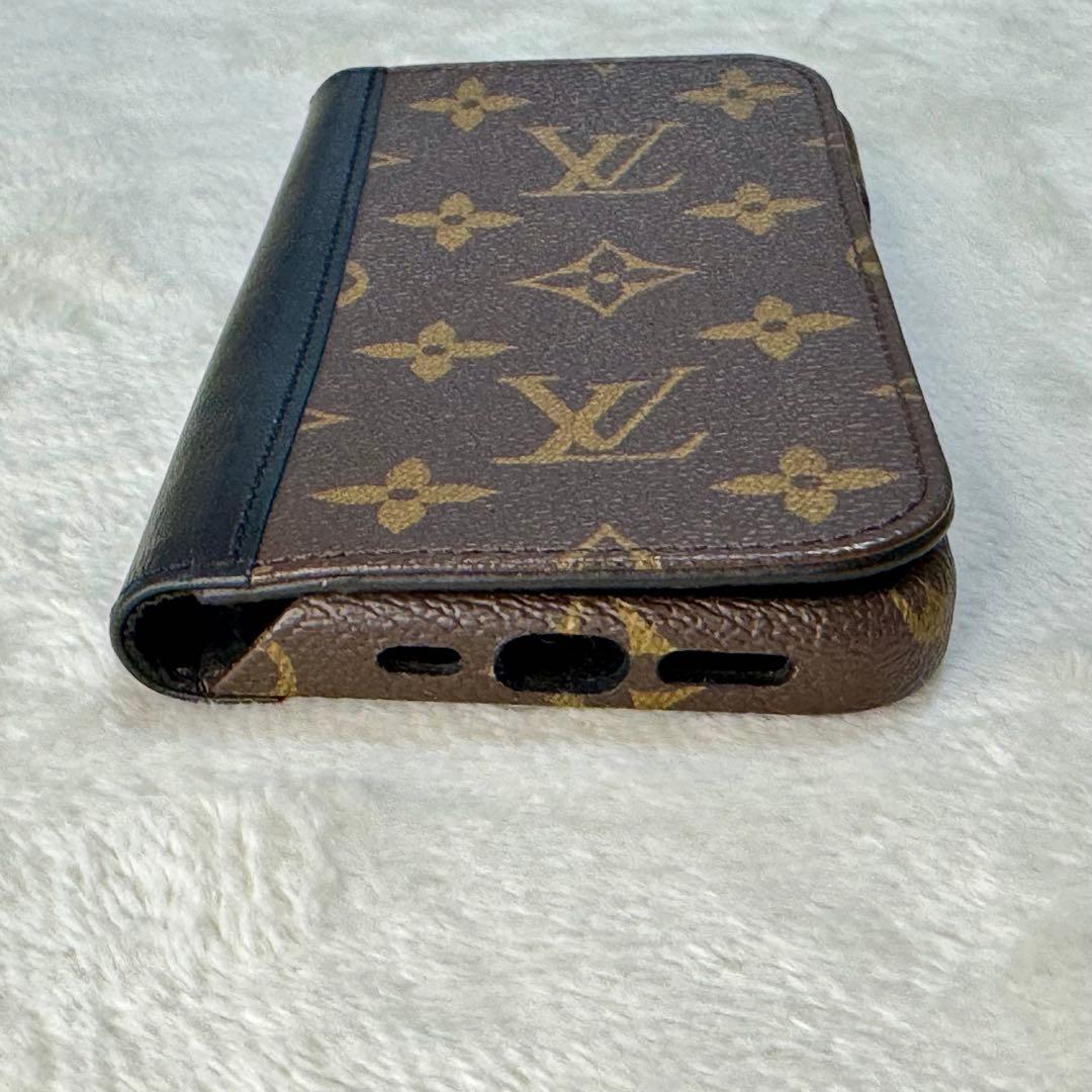 ルイヴィトン　iPhone 15 PRO スマホケース　モノグラム　フォリオ
