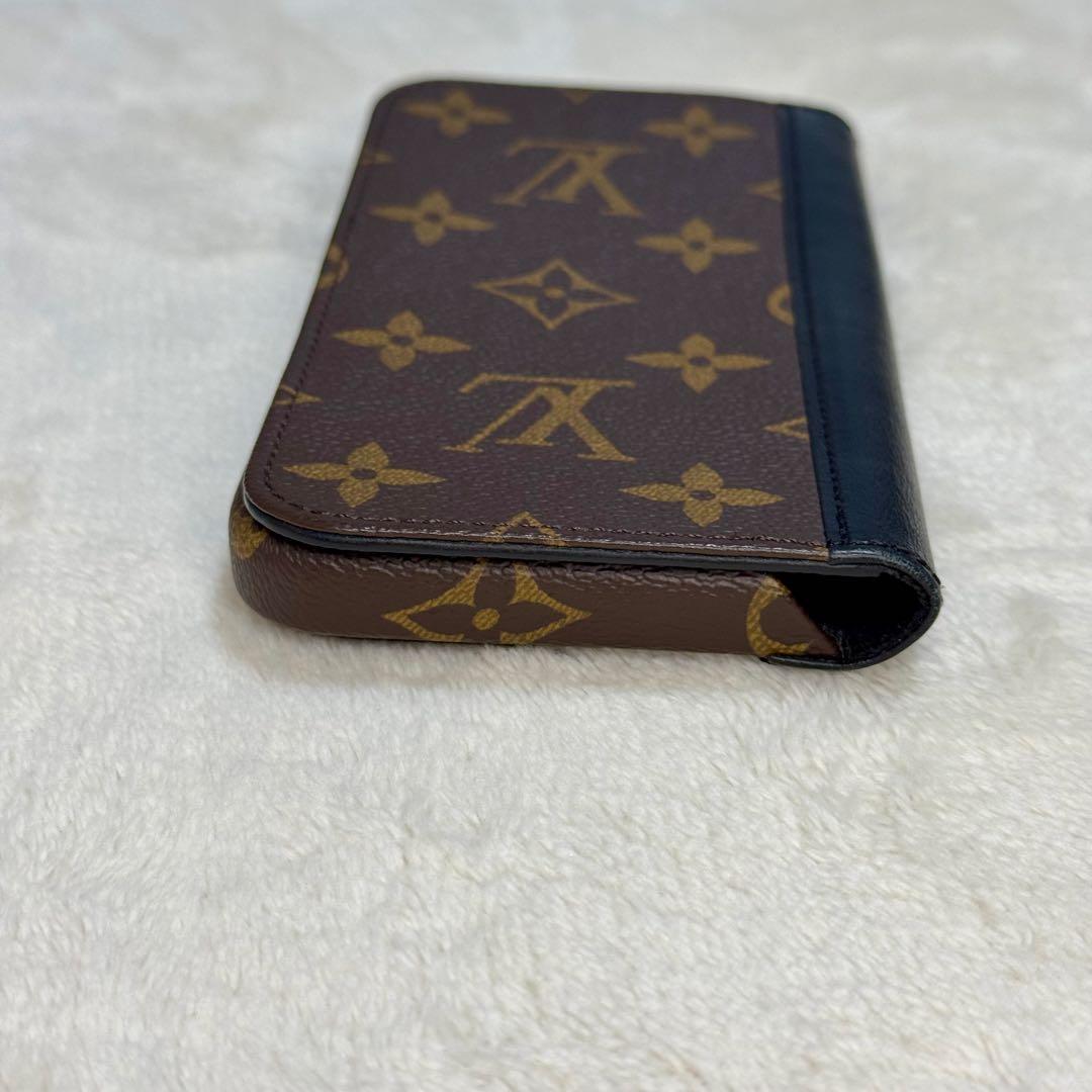 ルイヴィトン　iPhone 15 PRO スマホケース　モノグラム　フォリオ
