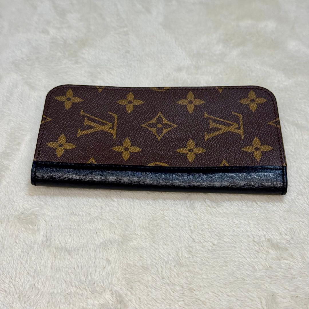 ルイヴィトン　iPhone 15 PRO スマホケース　モノグラム　フォリオ