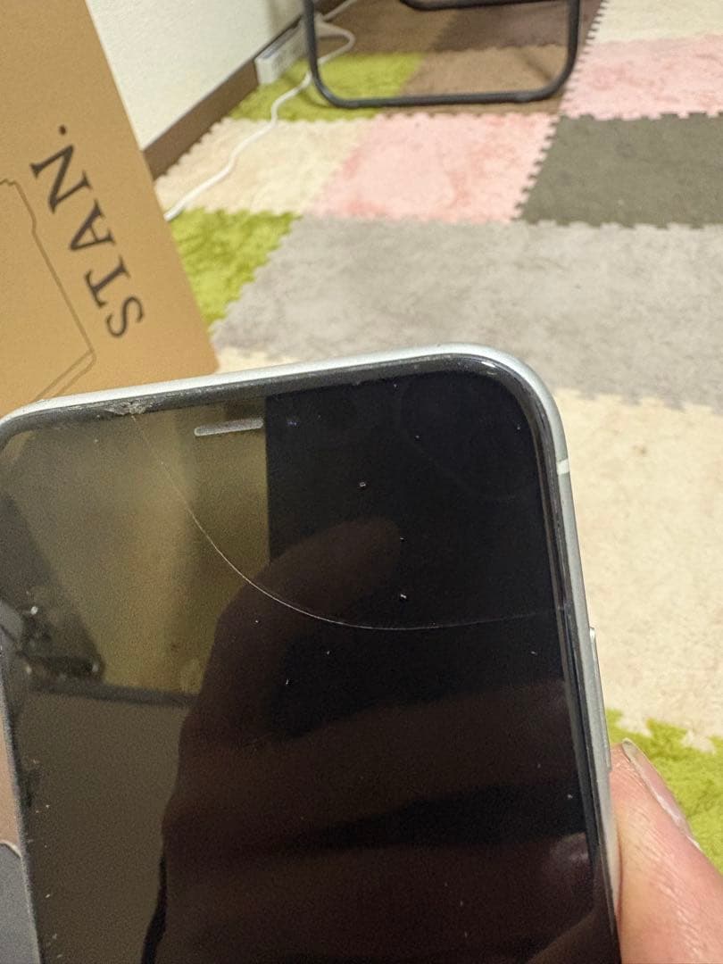 Apple iPhone XR 64GB ホワイト 画面キズあり simフリー