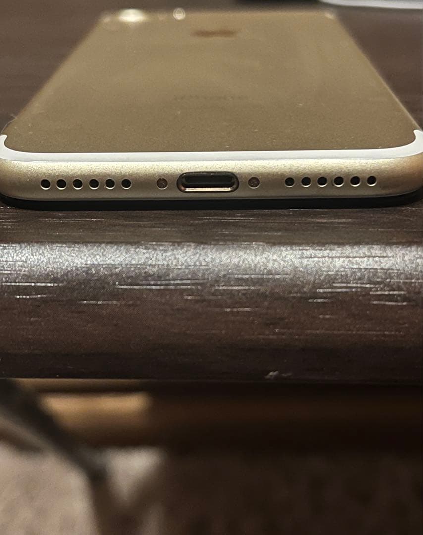 Apple iPhone 7 ゴールド 128GB 美品 【SIMフリー】