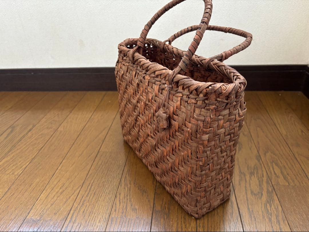 山葡萄かごバッグ 国産　新品未使用