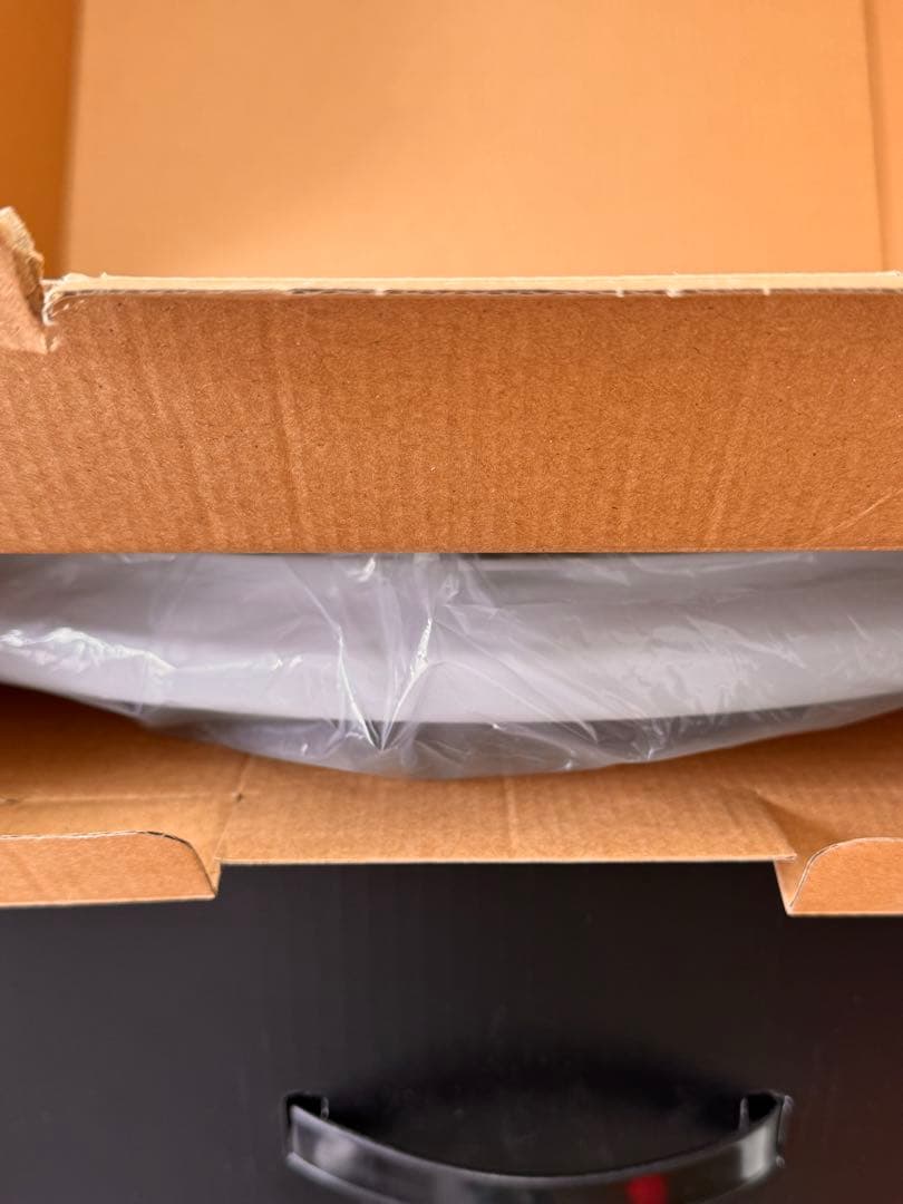 Anker Nebula Nova 天井プロジェクター 本体