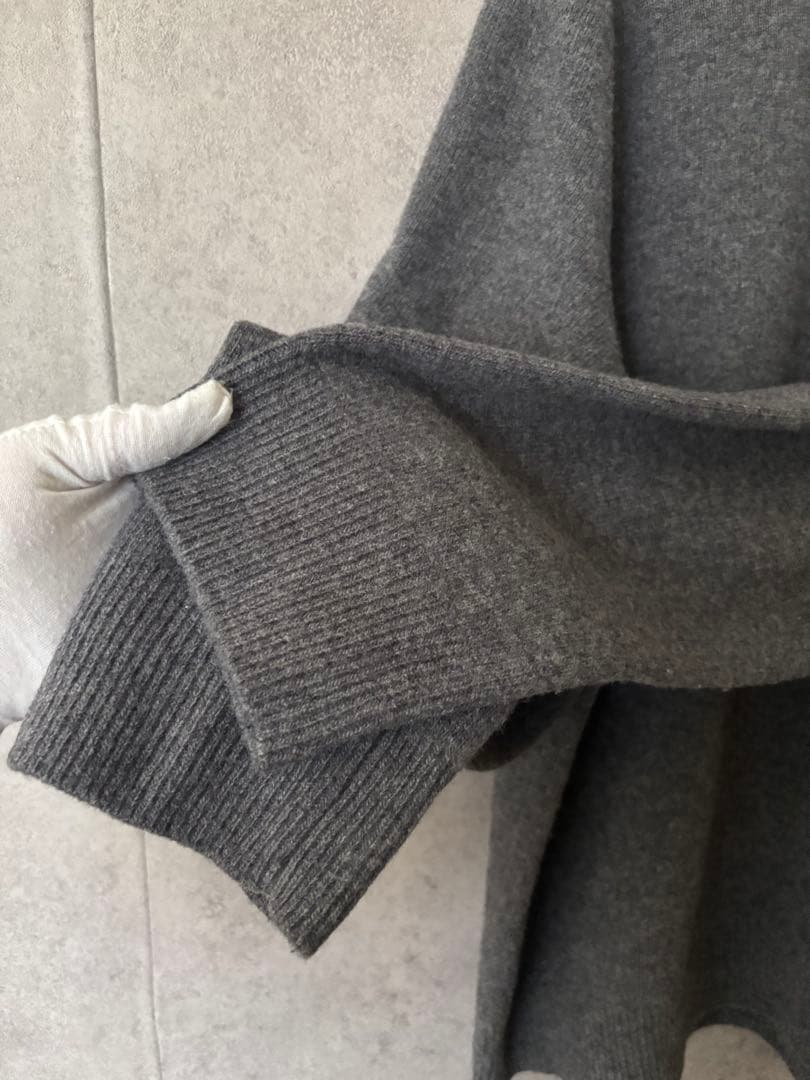 メゾンマルジェラ　4ステッチウール ニットセーター