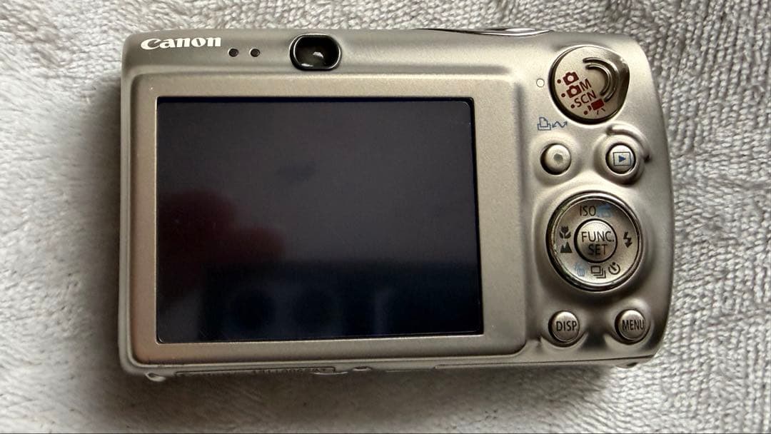 Canon IXY DIGITAL 2000IS 本体と付属品