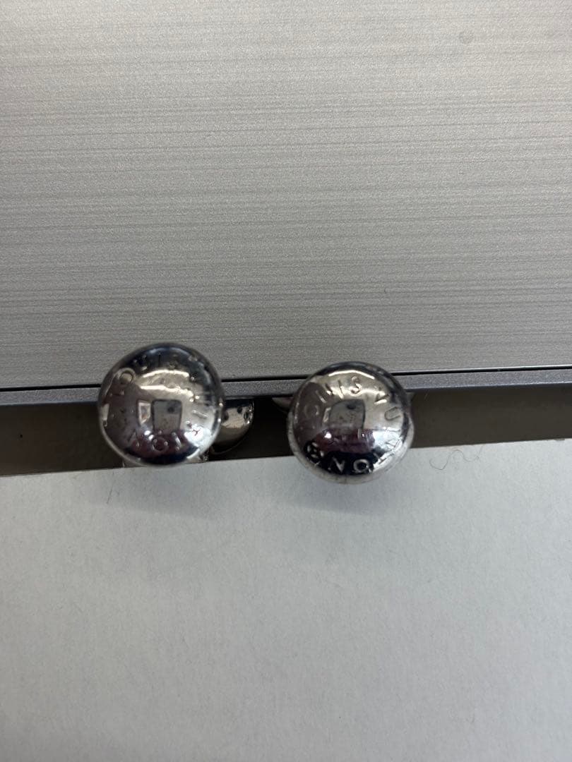 ルイヴィトン　ドゥ　マンシェット　モチーフ　ブーケドクルー　カフスボタン