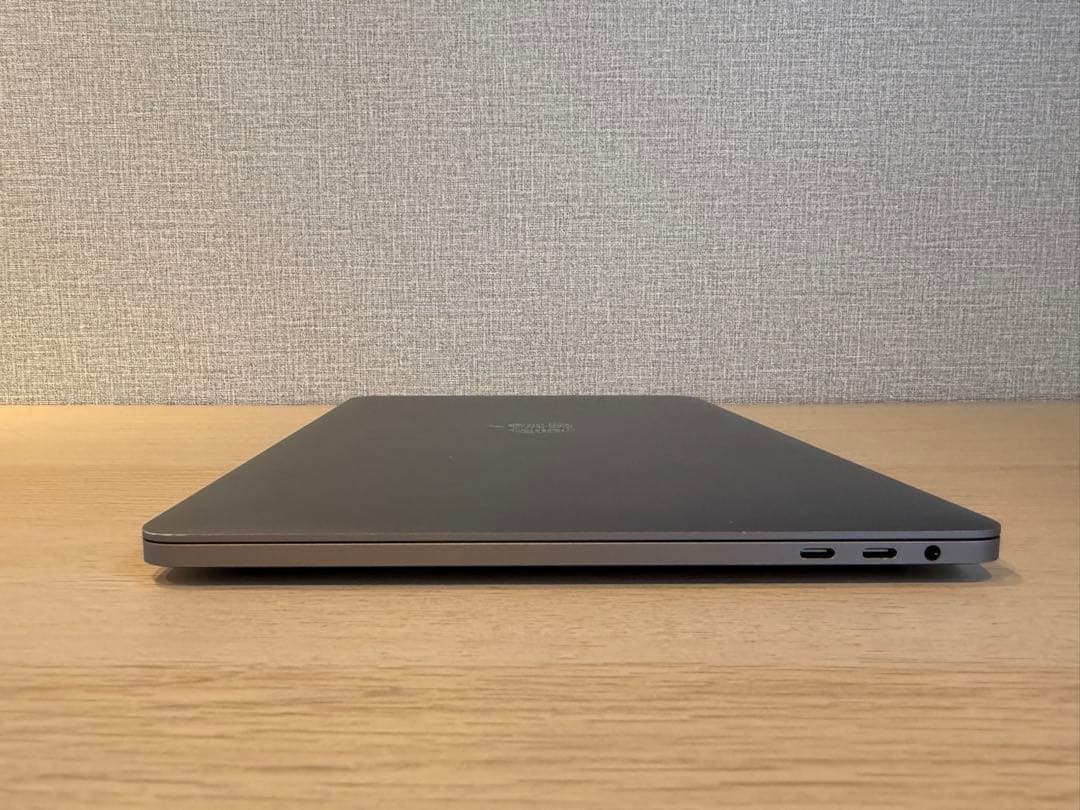 美品 MacBookPro 13インチ　スペースグレイ 32GB 1TB