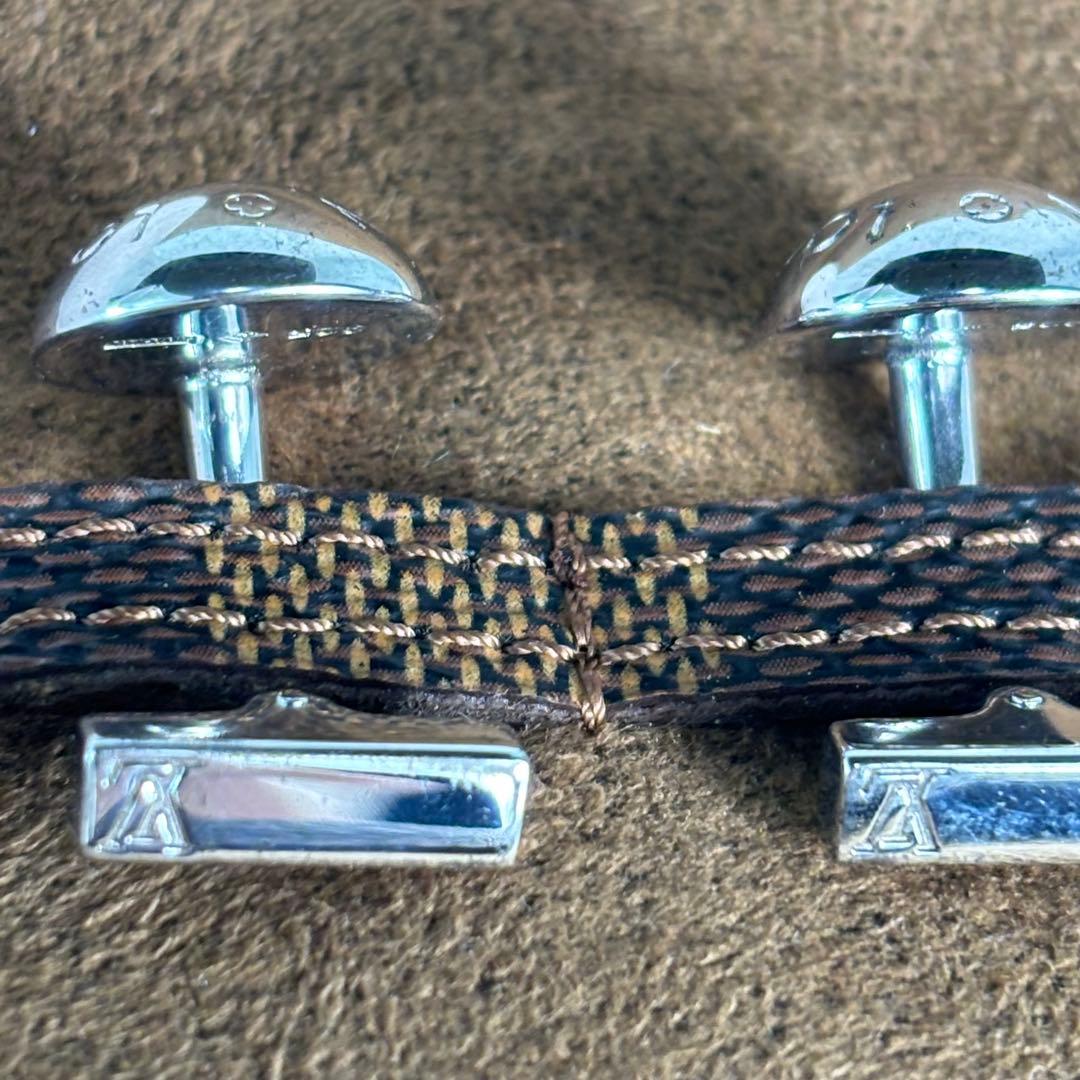 【未使用】 ルイヴィトン カフスボタン カフリンクス ロゴ レザーケース付