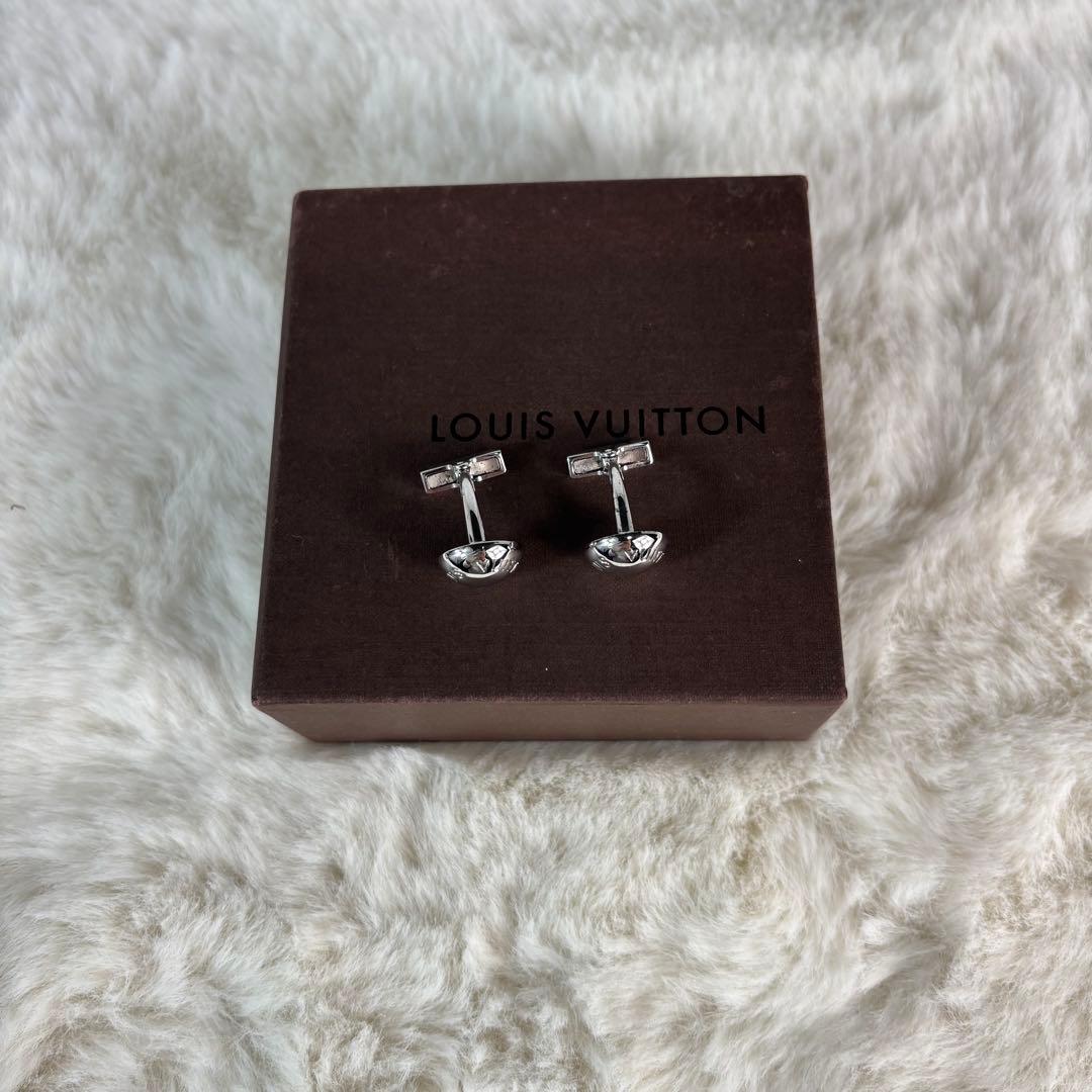 【未使用】 ルイヴィトン カフスボタン カフリンクス ロゴ レザーケース付