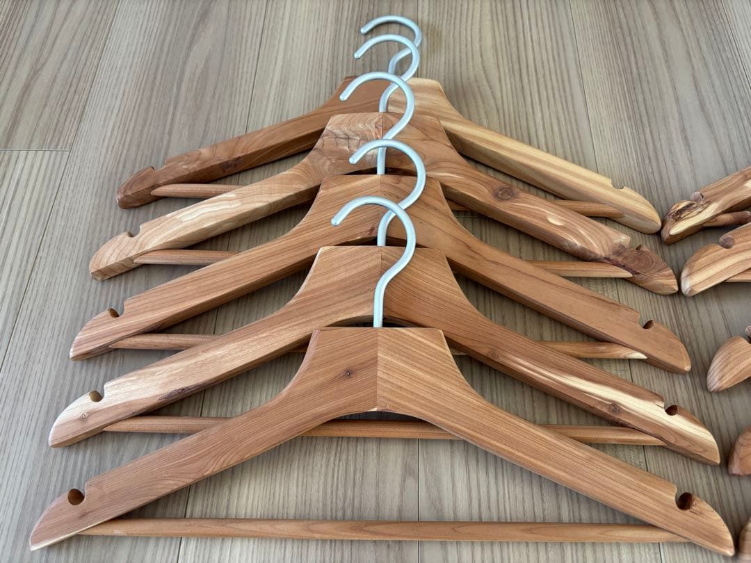 無印良品　レッドシダーハンガー　10本セット