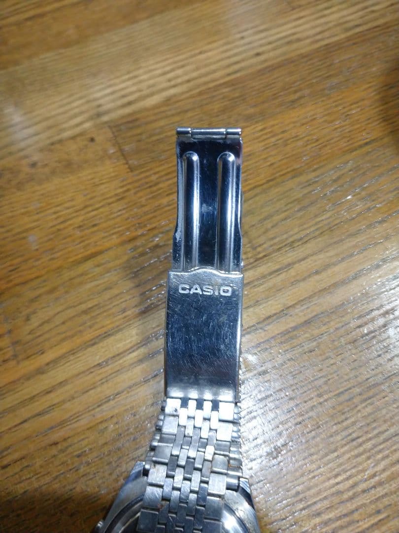 CASIO アンティーク デジタル腕時計 ステンレスバンド