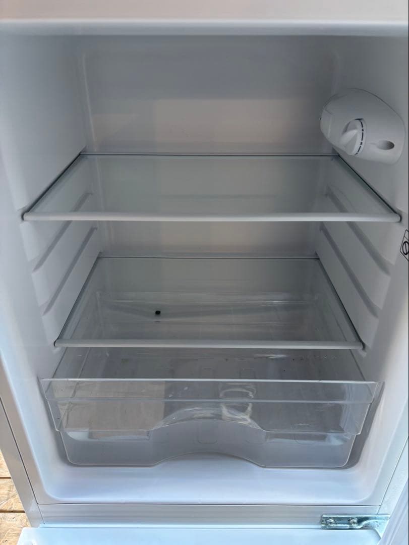 ニトリ 2ドア冷蔵庫 NTR-106 18年製　小型冷蔵庫