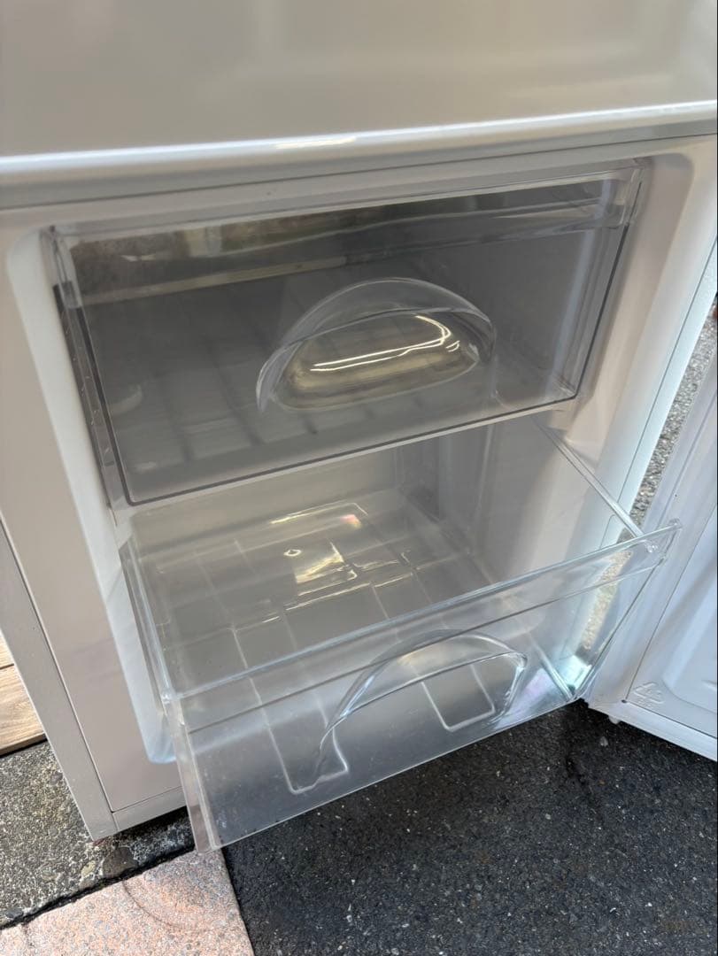 ニトリ 2ドア冷蔵庫 NTR-106 18年製　小型冷蔵庫