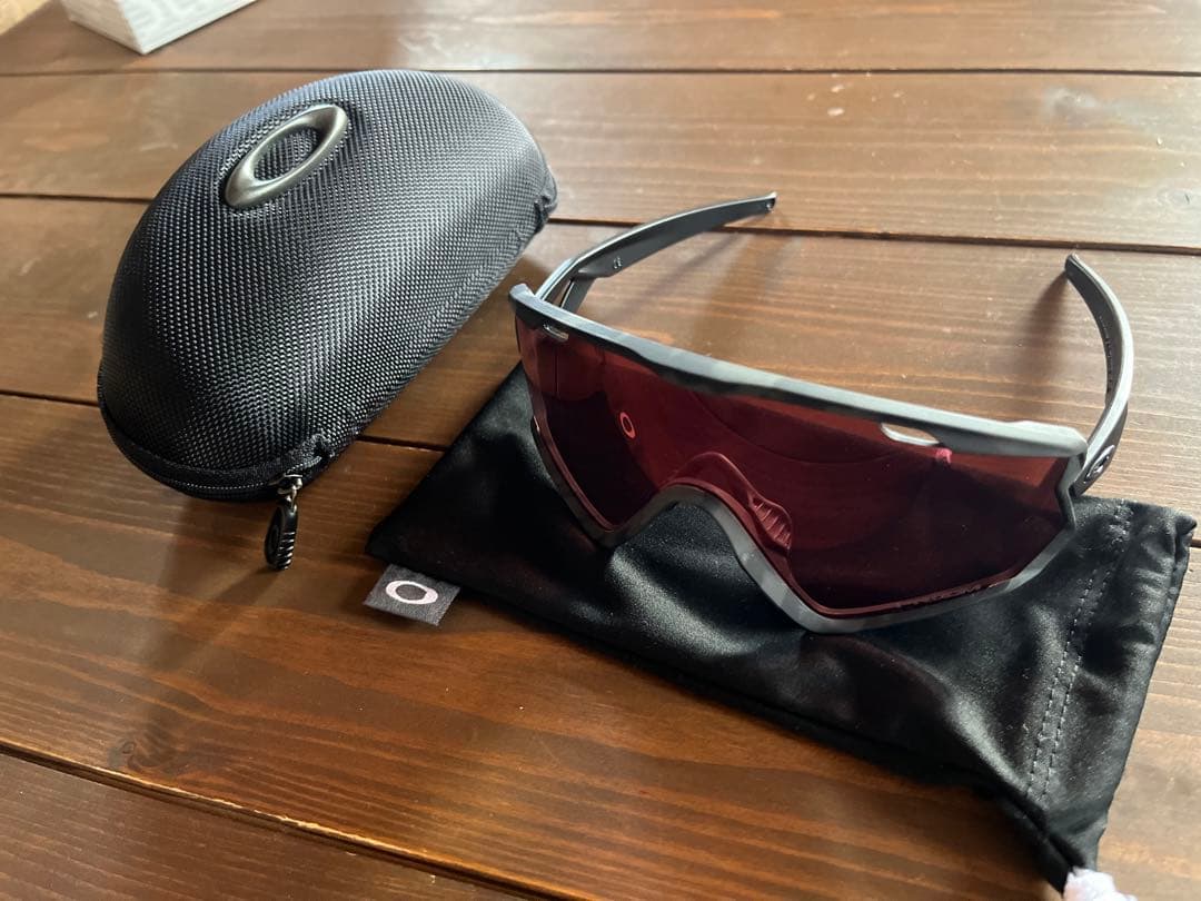 オークリー　サングラス　プリズムレンズ　スノーボード　スキー
