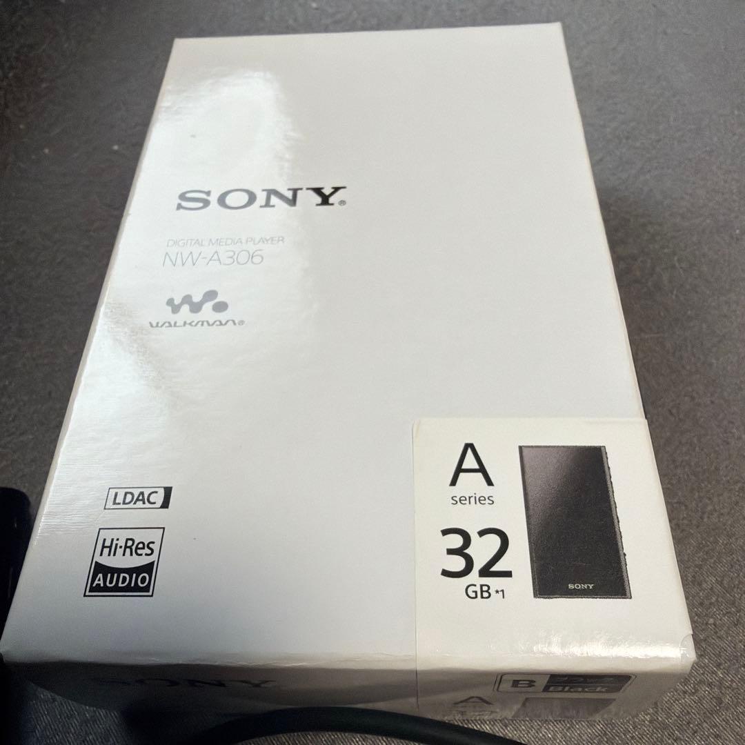 う*ら様 SONY NW-A306 32GB デジタルオーディオプレーヤー　イヤ
