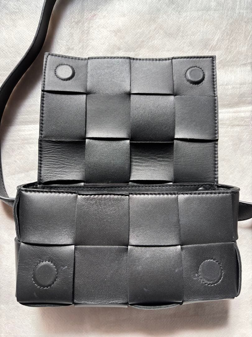 BOTTEGA VENETA ベルトバッグ