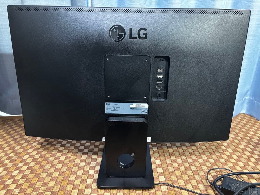 LG SMART Monitor 27SR50F スマートモニター　27インチ