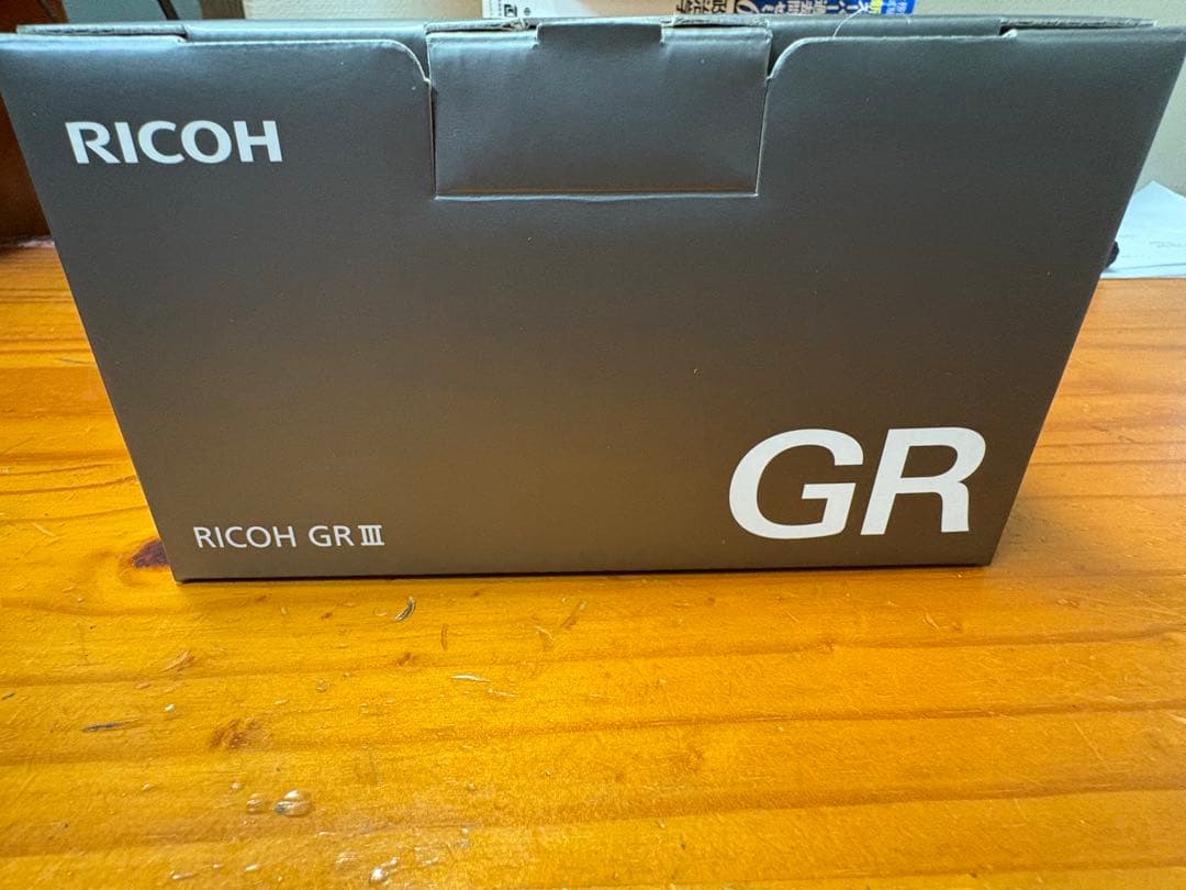 美品　RICOH リコー GR III コンパクトデジタルカメラ　保証付