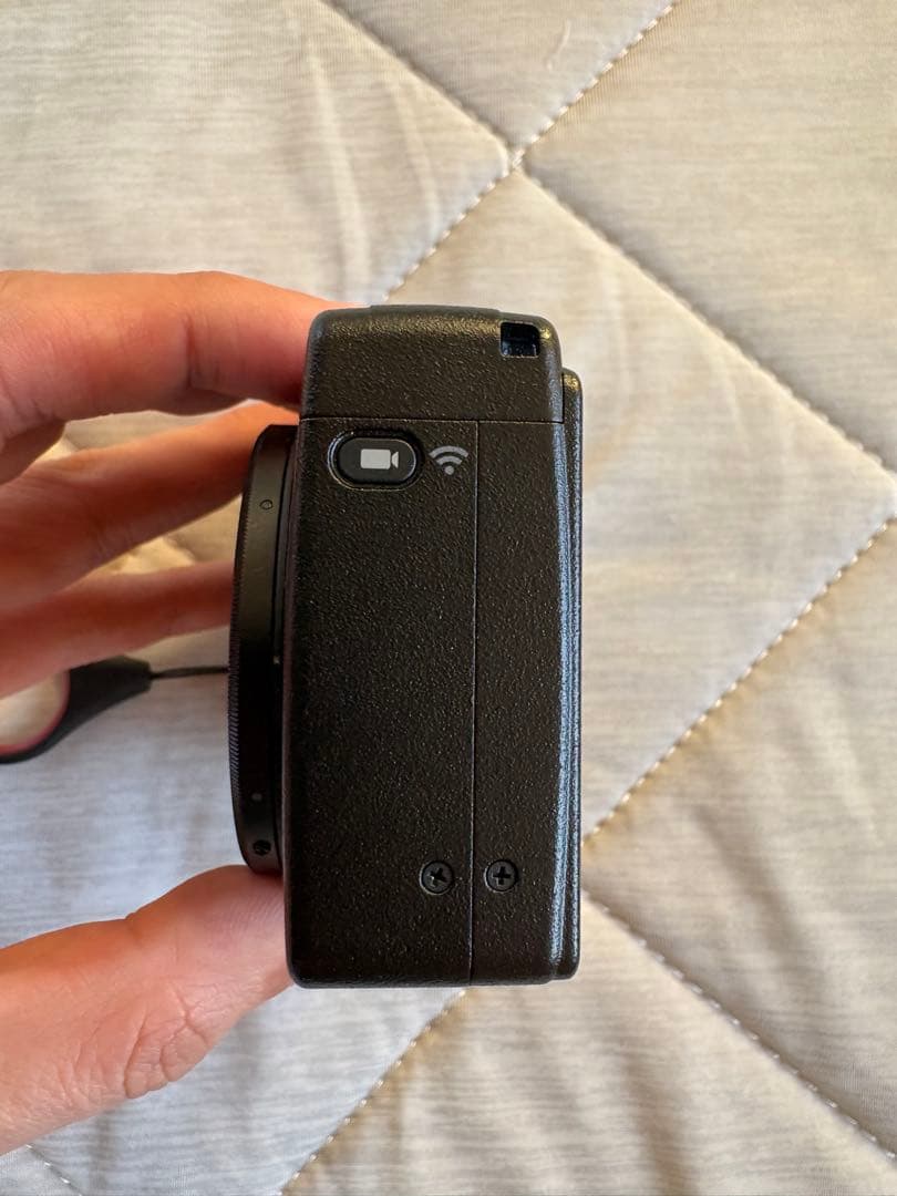 美品　RICOH リコー GR III コンパクトデジタルカメラ　保証付