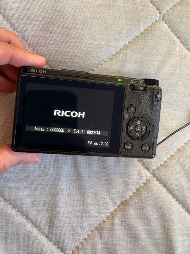 美品　RICOH リコー GR III コンパクトデジタルカメラ　保証付