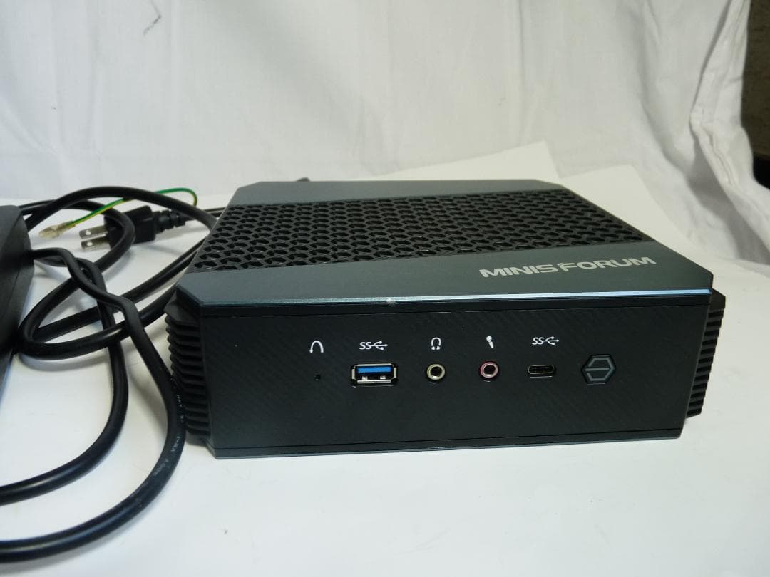 ミニPC MINIS FORUM Elite mini HX90