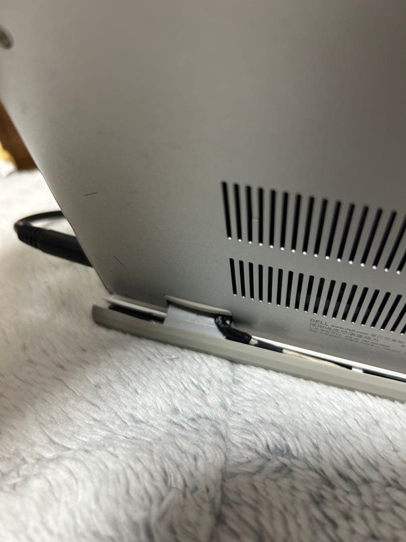 ノートパソコン　Inspiron 5301 Core i3 液晶割れ/ジャンク品