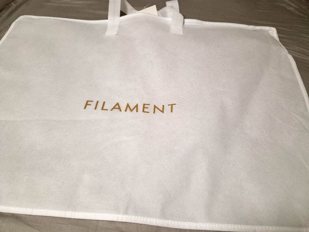 FIL PILLOW フィルピロー　Filament