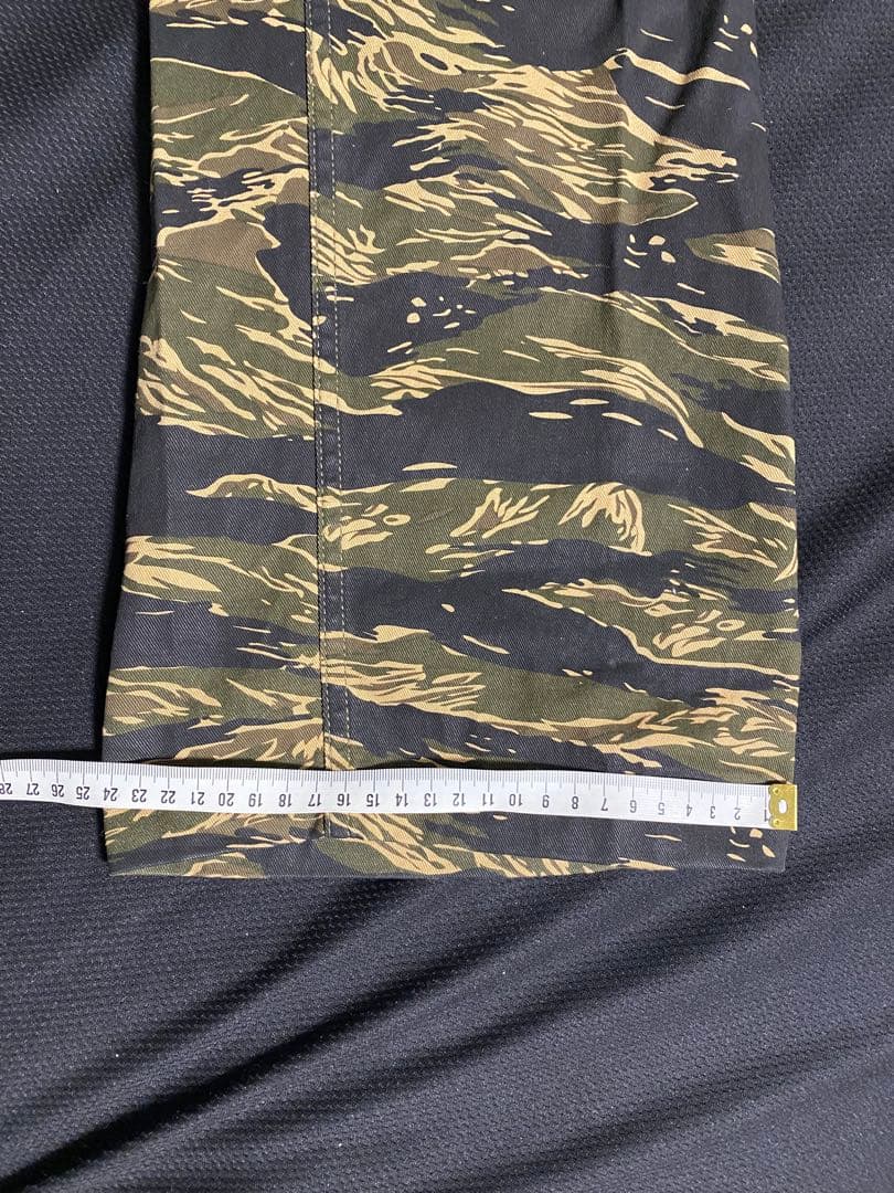 バズリクソンズ　タイガーカモ柄 BR40877