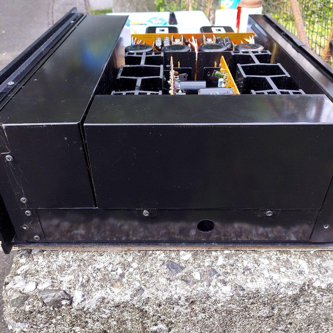 サンスイステレオアンプAU-707