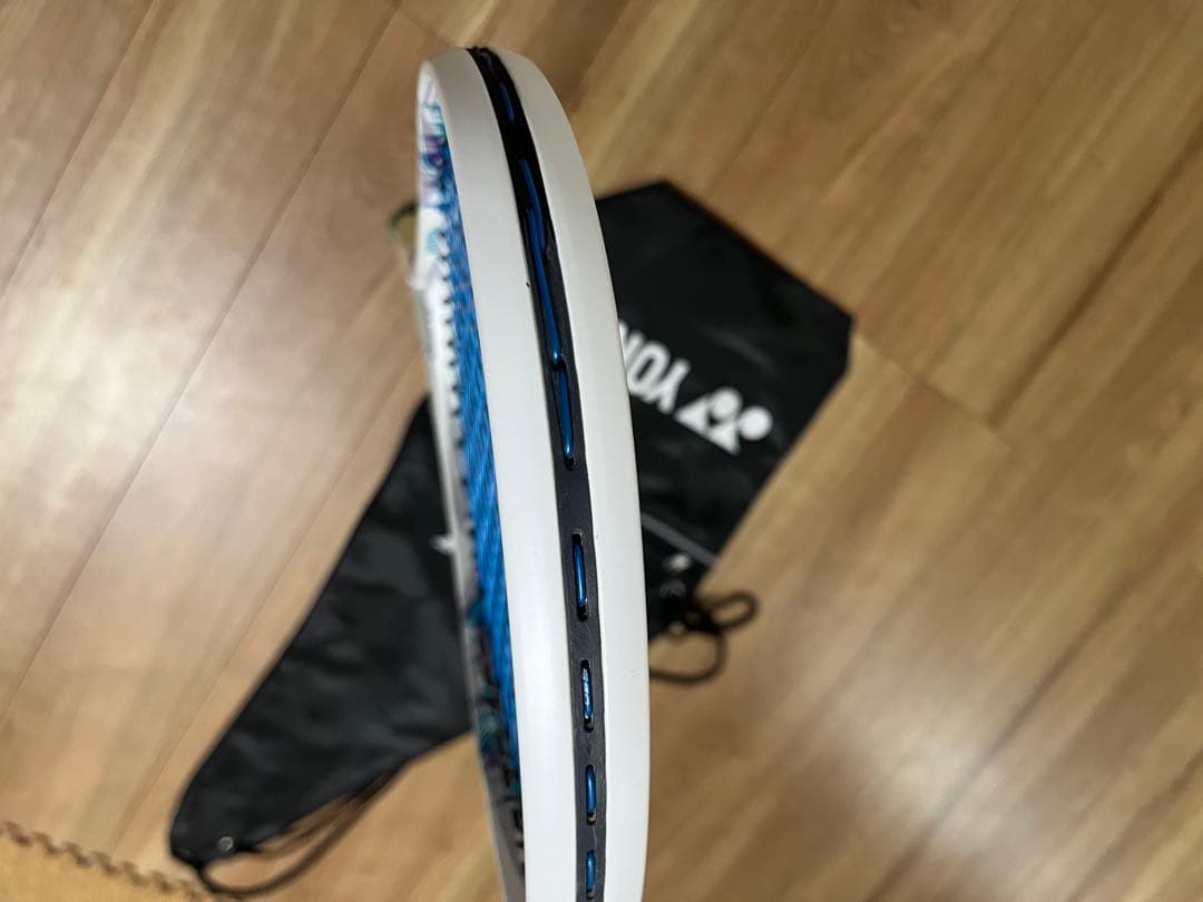 ヨネックス　ボルトレイジ5S UL1