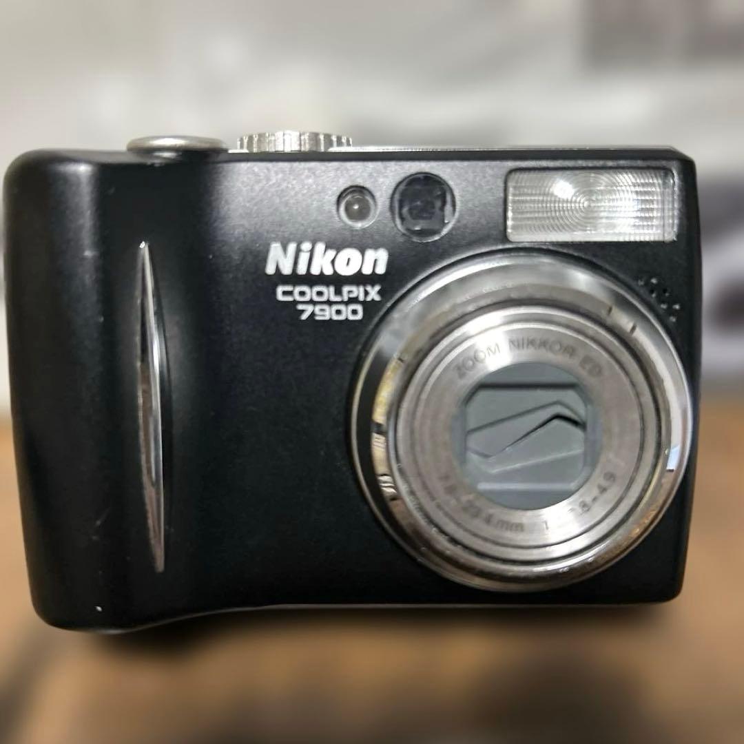 Nikon COOLPIX 7900 コンパクトデジタルカメラ