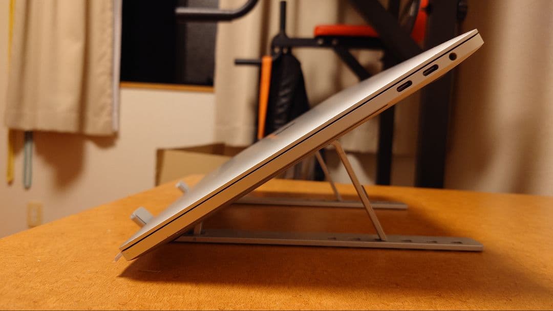 MacBook本体 MacBook Pro 2020 i7 2.3G/16G/512G