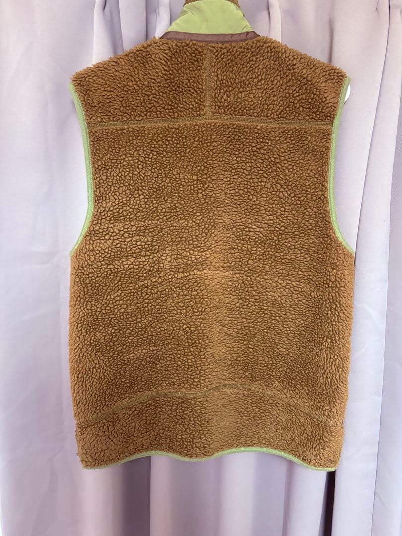 パタゴニア　レトロXベスト　Sサイズ　カーキ