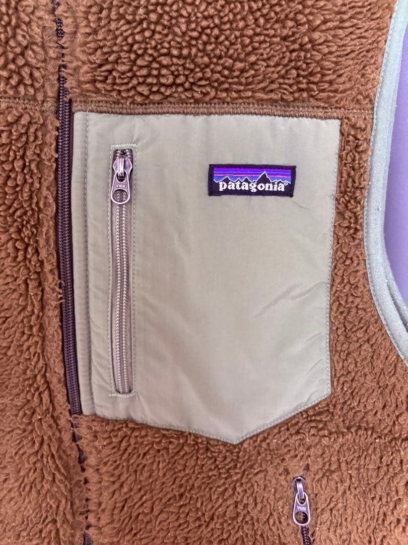 パタゴニア　レトロXベスト　Sサイズ　カーキ