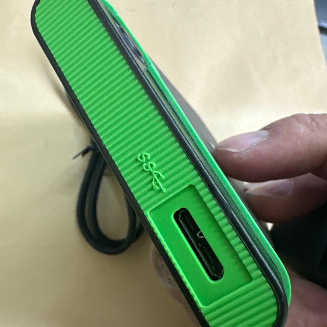 28. ほぼ未使用PS5テレビ録画windowsPCMacポータブルHDD2TB