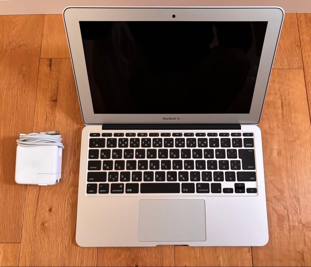 【美品】MacBook Air 11.6インチ Mid 2012 / 初期化済み