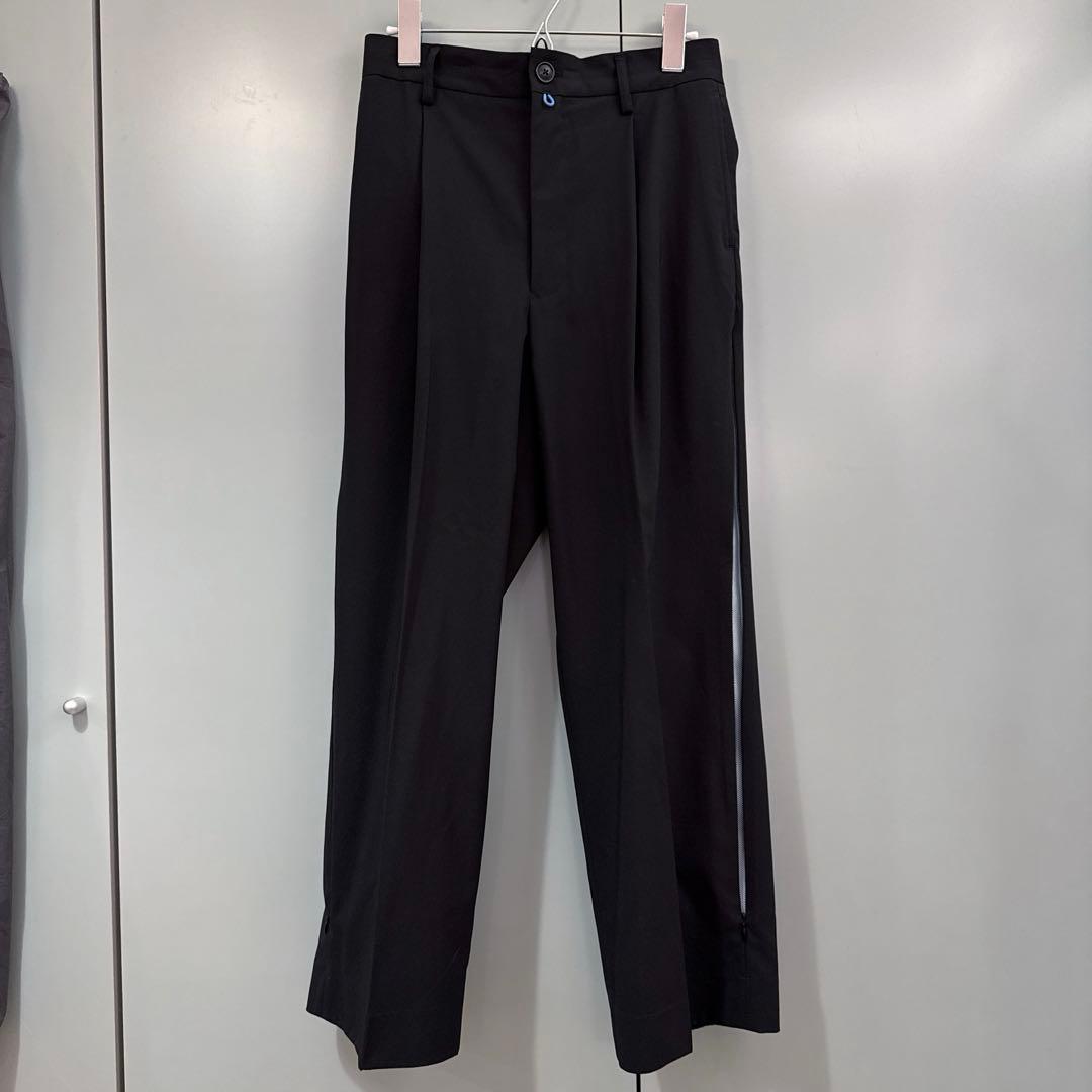 パンツ Ventilation Wide Slacks BLACK