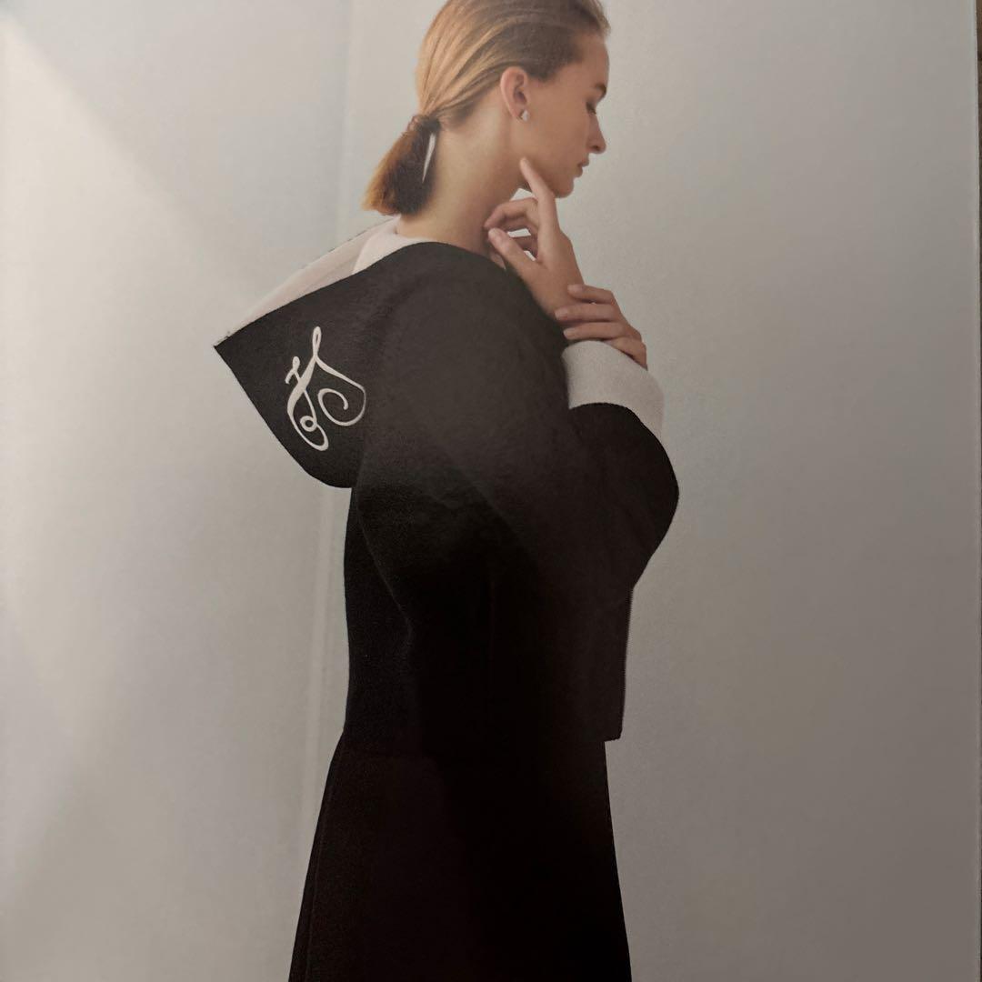 フォクシー　パーカー　スクリプト　38 FOXEY ニットパーカー　白黒