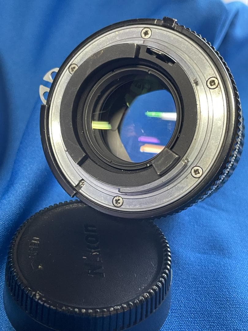 NIKKOR AI-S 85mm f/2 レンズ