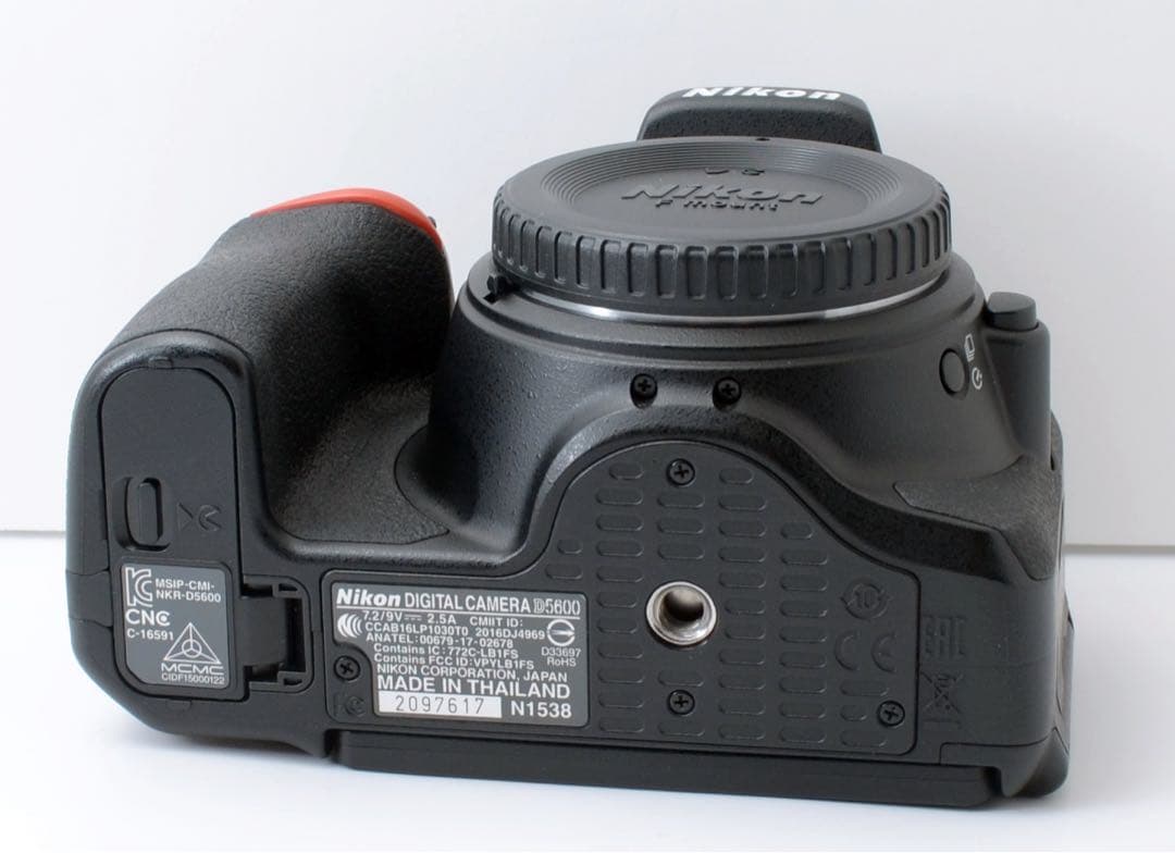 S数約3900回★Nikon D5600★美品★Wi-Fi内蔵★簡単使いやすい